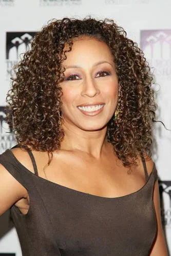 New Chic Sexy African American Hairstyle Medium Curly Brown Lace Wig 100% Human Hair 16 Inches Makes You More Amazing