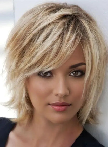 Weiche, geschichtete, glatte, kappenlose Kunsthaarperücken für Frauen, 12 Zoll