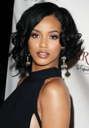 Parrucca in pizzo riccia media su misura per capelli alla moda di Rihanna, 100% veri capelli umani, 12 pollici