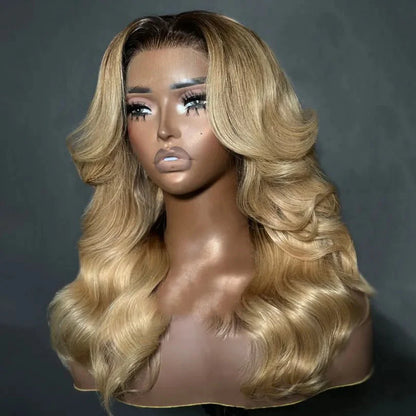 Klassische blonde gewellte Perücken mit Stufenschnitt